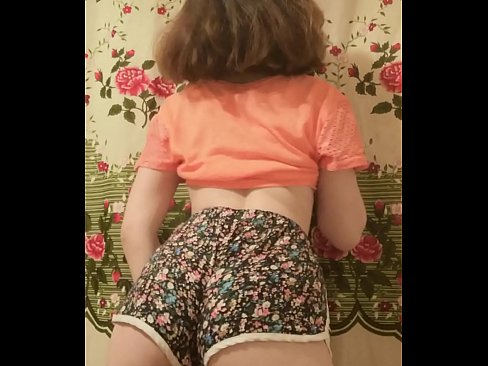 ❤️ Sexy jonge babe dy't har koarte broek op 'e kamera útstrielet ☑ Moaie porno by porno fy.filmepornonline.ru ❤