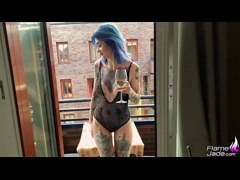 ❤️ Geweldich famke sûget mei in gulp en neukt hertstochtlik ûnder de iepen loft ☑ Moaie porno by porno fy.filmepornonline.ru ❤